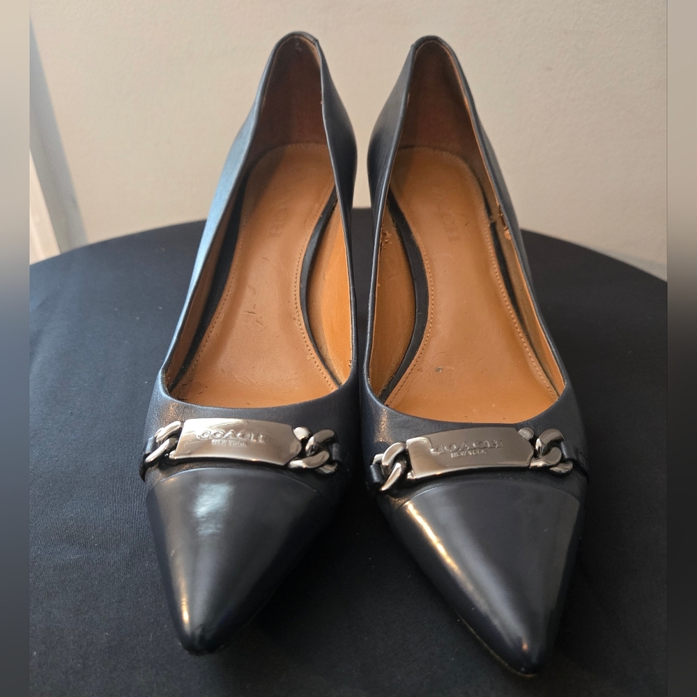 Navy Coach Bowery Pointed Heel, pump size 8.5